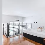 Easylife - - Anfossi 18 - Porta Vittoria * Milán