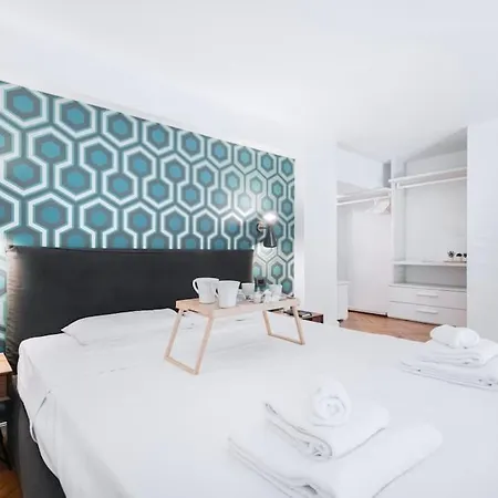 Easylife - - Anfossi 18 - Duomo * Milano